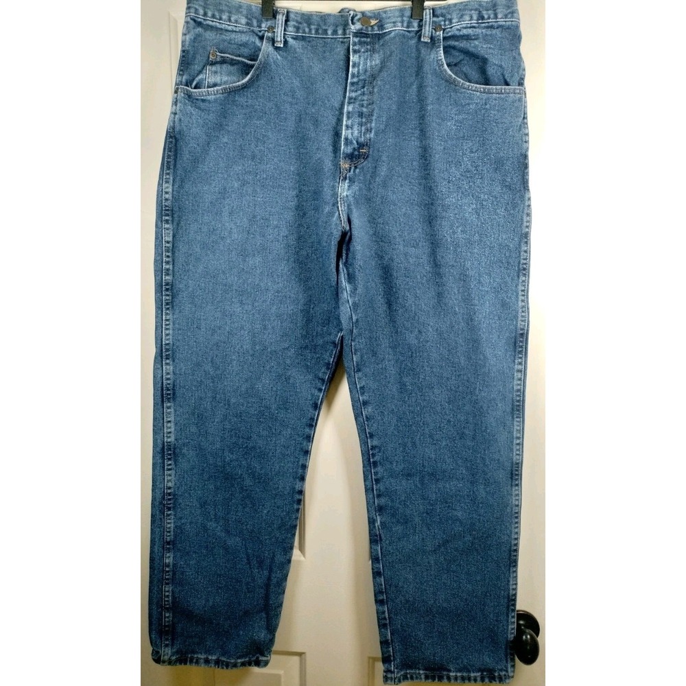 Wrangler Rugged Wear Jeans Mens 42x30 (Measures 40x30) Blue Relaxed Fit Denim